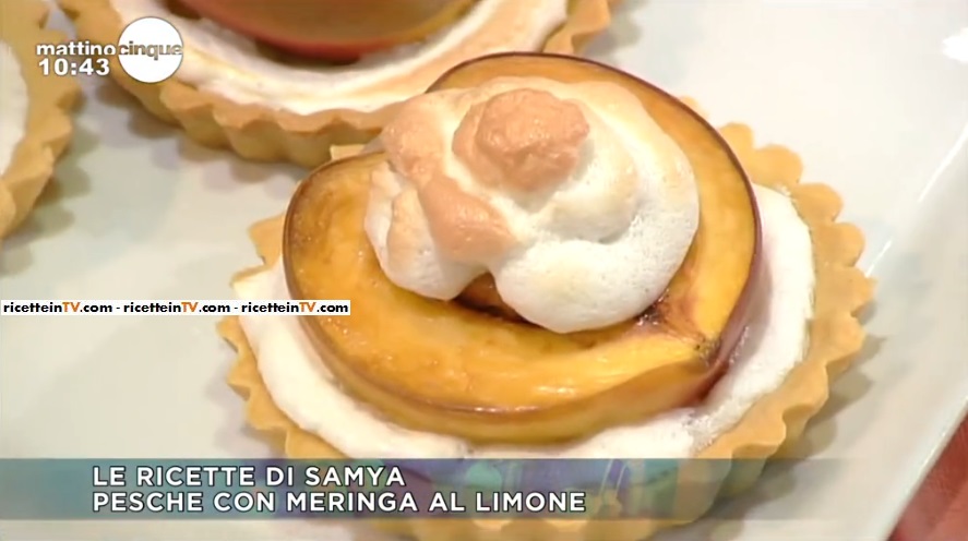 pesche con meringa al limone