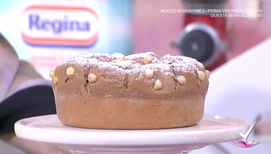 ciambella cioccolato e nocciole