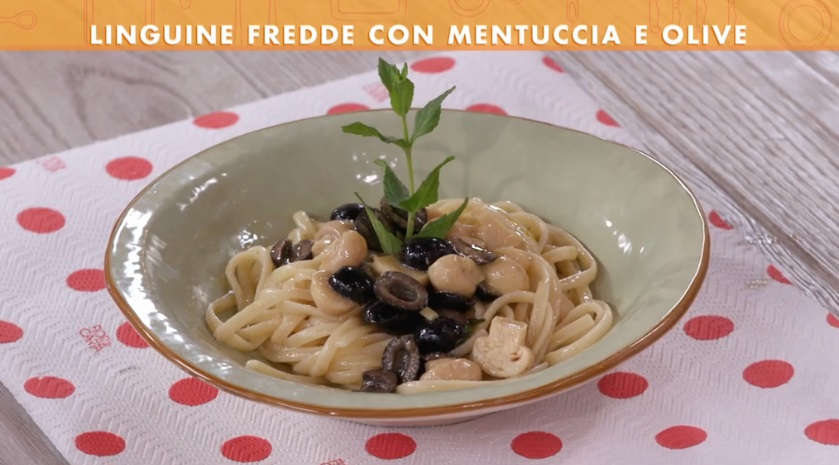 linguine fredde con mentuccia e olive