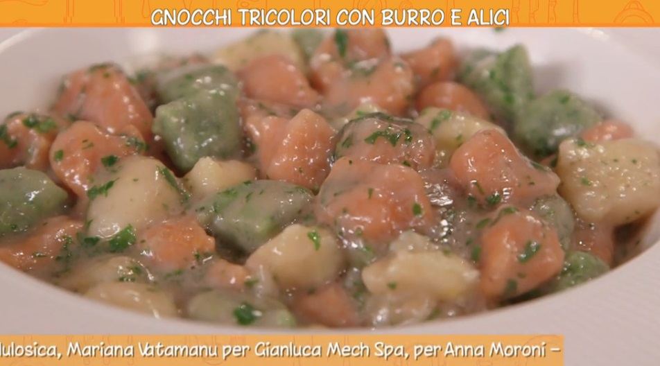 gnocchi tricolori con burro e alici