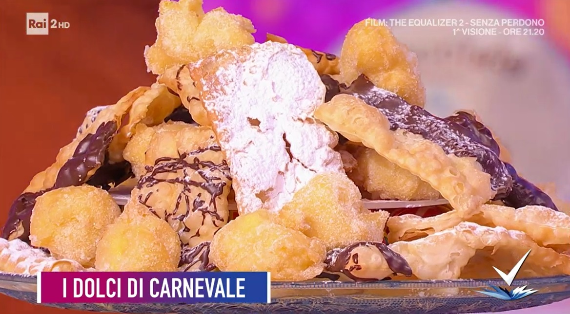 chiacchiere e tortelli di Carnevale