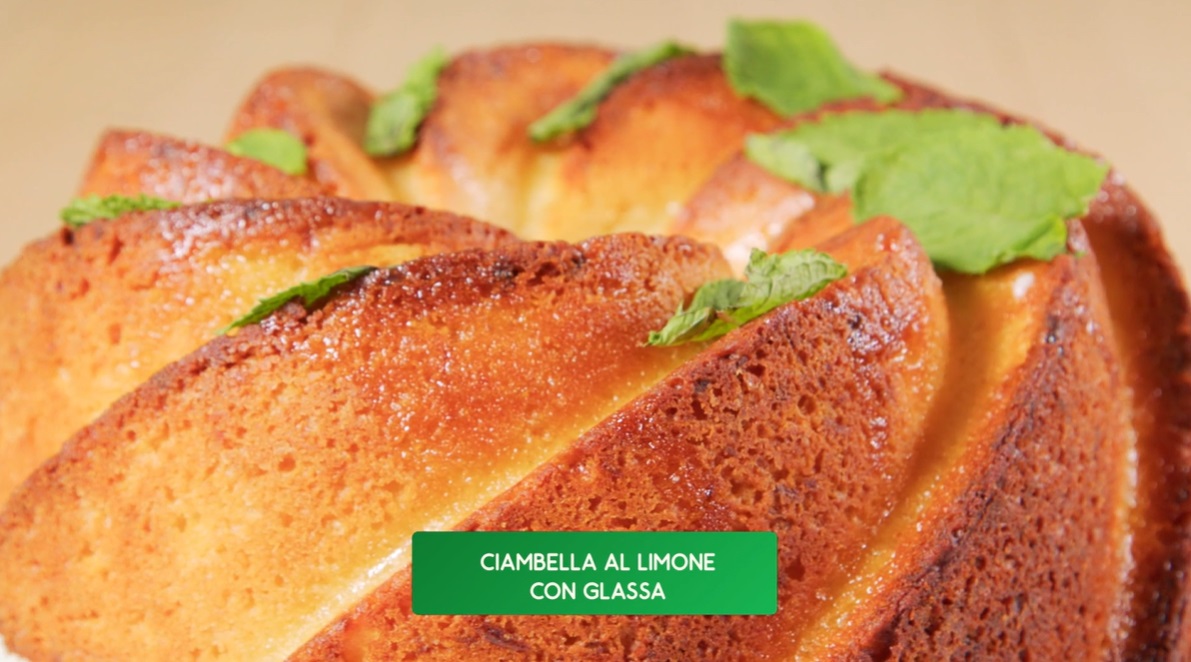 ciambella con glassa al limone