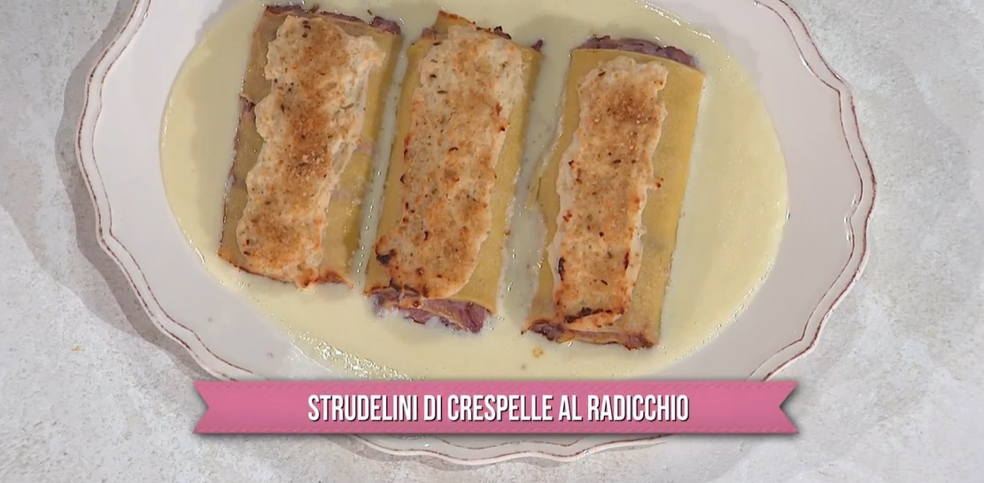 strudelini di crespelle al radicchio di Barbara De Nigris