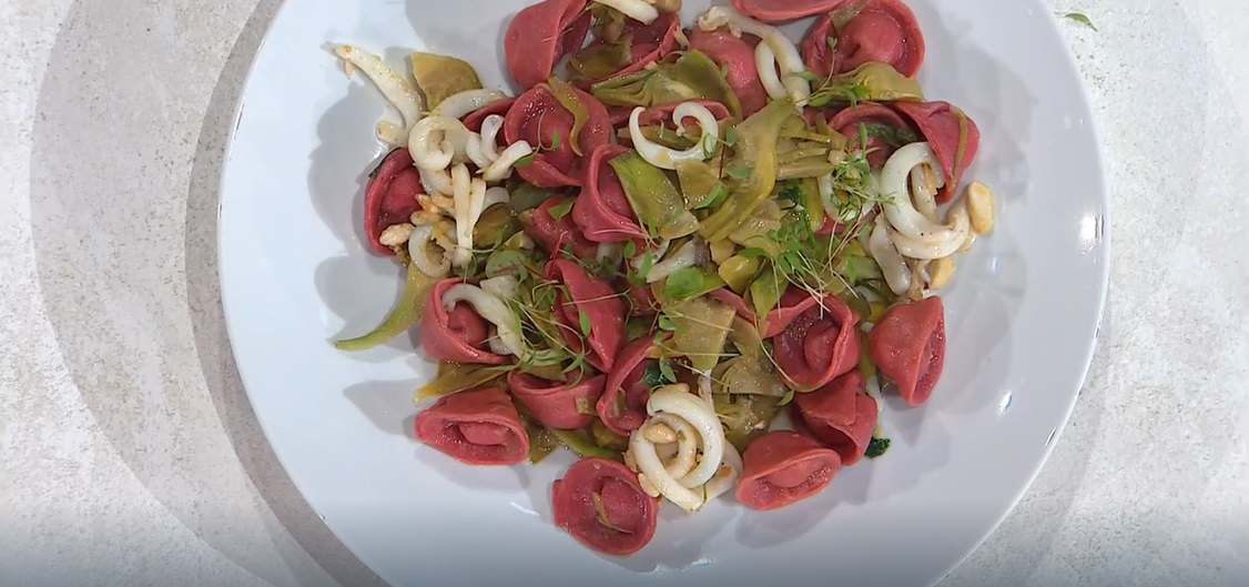 tortelli di rapa rossa seppie e carciofi di Mauro e Mattia Improta