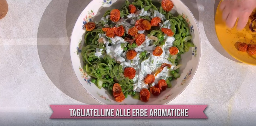 tagliatelline alle erbe aromatiche di zia Cri