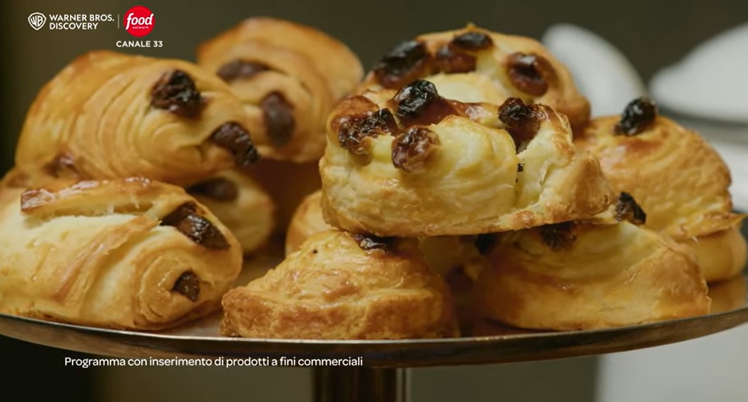 pain au chocolat e aux raisin