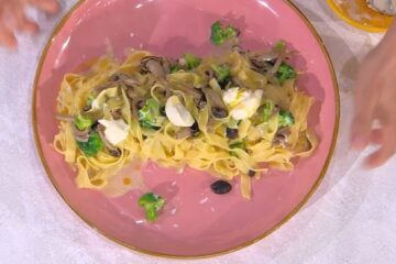 tagliatelle funghi e broccoletti