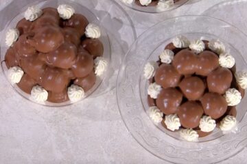 profiteroles al cioccolato di Sal De Riso