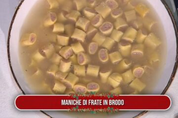 maniche di frate in brodo di Daniele Persegani