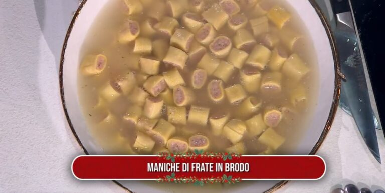 maniche di frate in brodo di Daniele Persegani