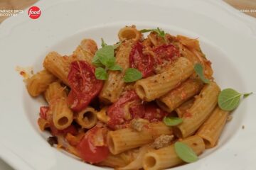 pasta in teglia con finocchi e carote