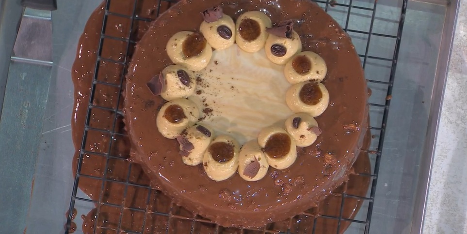 torta alle noci e caffè di Sal De Riso