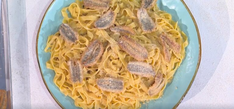 pasta burro limone e acciughe di Federico Fusca