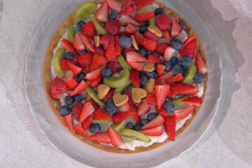 crostata di frutta e crema al latte di Natalia Cattelani