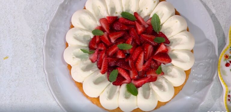 torta trionfo di fragole di Natalia Cattelani