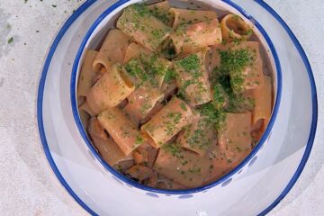 paccheri cozze pecorino e peperoncino di Federico Fusca