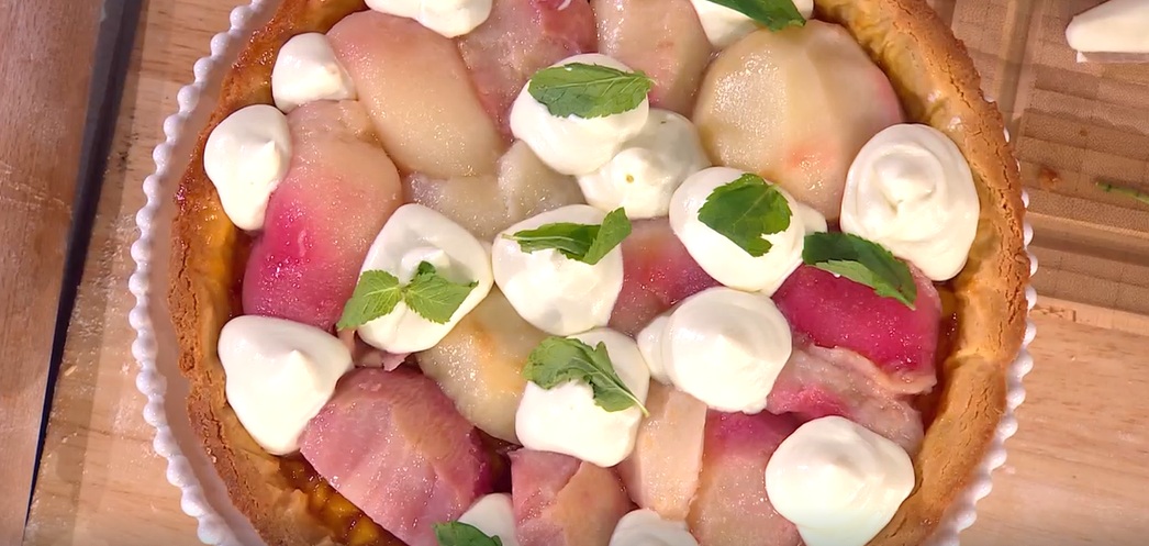 crostata alle pesche di Chloe Facchini