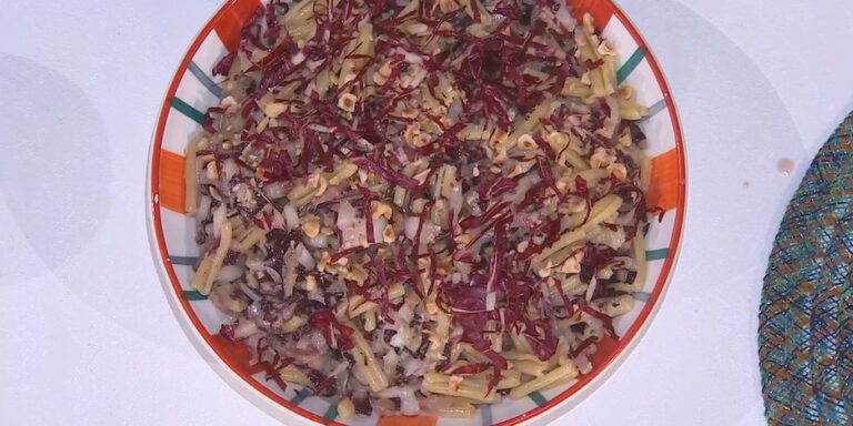 casarecce zola radicchio e nocciole di zia Cri