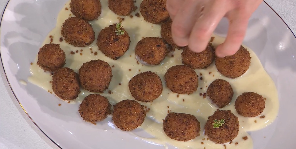 patate in terra di Enrico Croatti