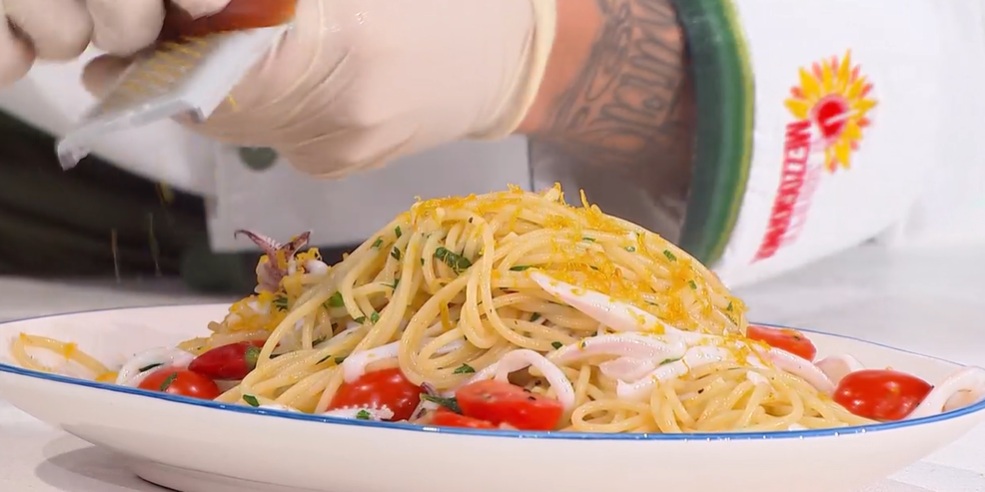 spaghetti calamari e bottarga di Federico Fusca