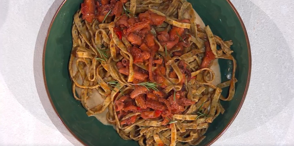 fettuccelle al sugo di moscardini di Mauro e Mattia Improta