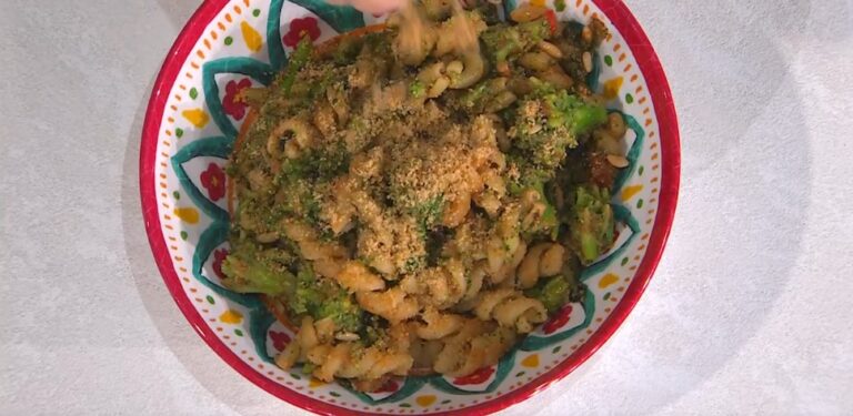 fusilli con sparaceddi assassunati di Giusina Battaglia