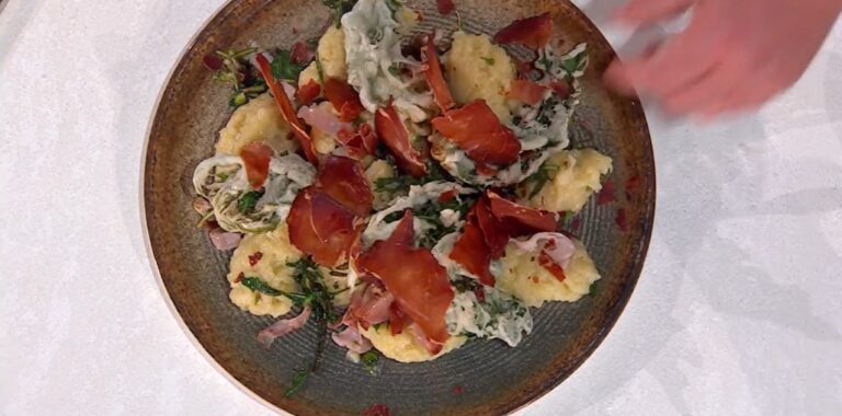 gnocchi di patate con tarassaco e speck di Cristian Bertol