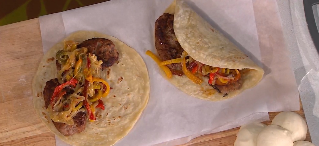 piadina sfogliata salsiccia cipolla e peperoni di zia Cri