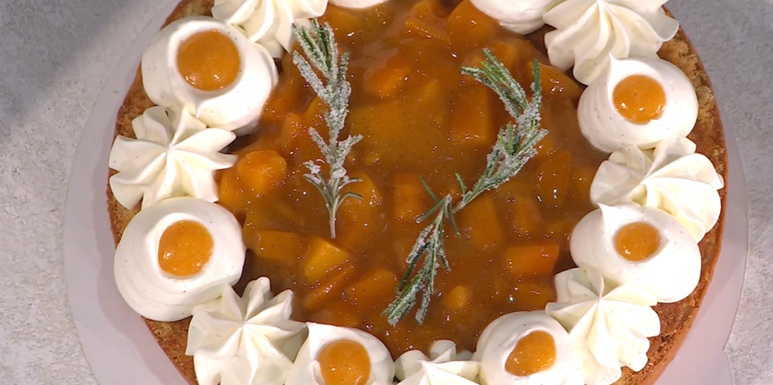 crostata alle pesche di Sal De Riso