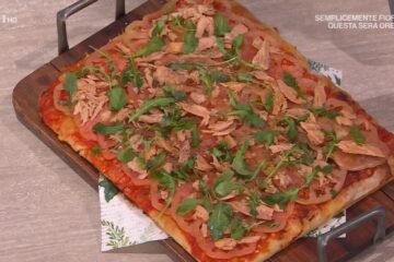 pizza fredda tonno e pomodoro di Fulvio Marino