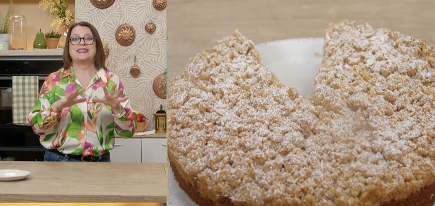 Irish apple crumble cake