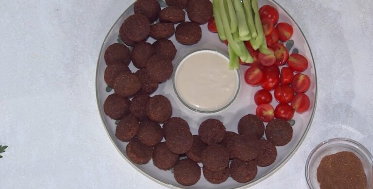 falafel con salsa tarator di Maradona Youssef
