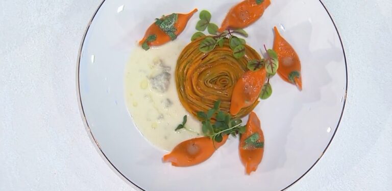 totalmente zucca di Enrico Croatti